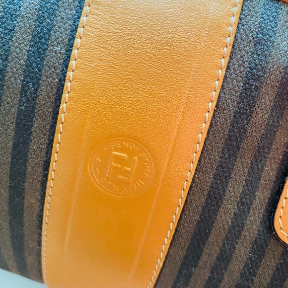100% authentic Fendi tote - Picture 3 of 12